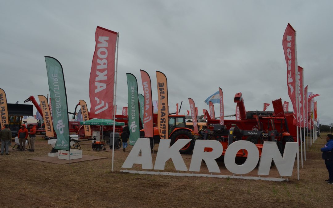 Agronea 2026: Akron apuesta a la innovación con maquinaria, drones y soluciones para el campo